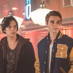 Riverdale Season 2 [ONLINE]