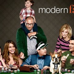 Modern Family // Season 9 - Official ABC