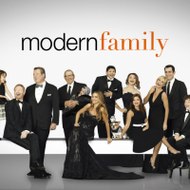Modern Family Season 9 - TV SHOW