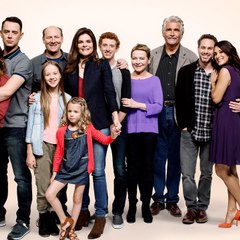 Watch Life in Pieces Season 3