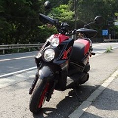 Moto UG
