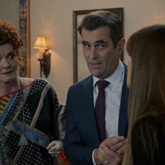 **Modern Family *Season 9*Full HD**