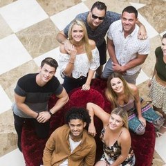 Watch - Siesta Key Season 1 Full HD