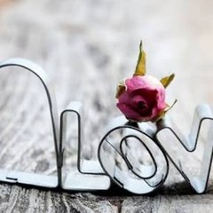 Whatsapp love status