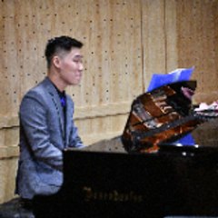 Đặng Công Đức piano