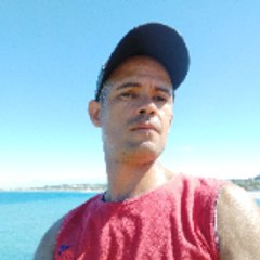 CARLOS SANTOS