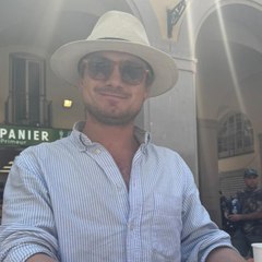 Travel vlogs