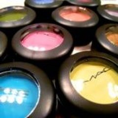 Makeup Fashion & Jewellry Artistry