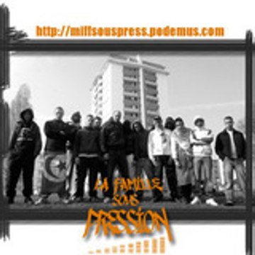 LA FAMILLE SOUS PRESSION