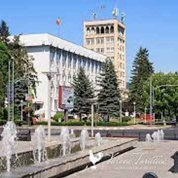 Andrei D. Răducu Vineri-JOI Ora 13.00 & 17.00