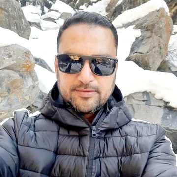 Khan Baba Traveller