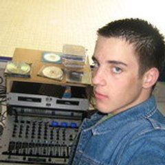 DJAlexx ou DJCoWW