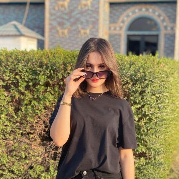 Noor fashion vibes