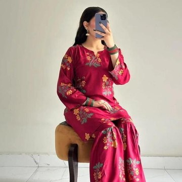Hneezah Hussain