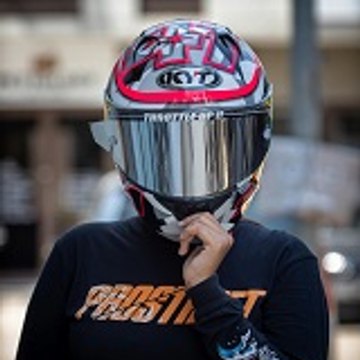 Helmet viral