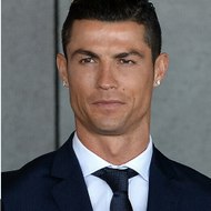 UR · Cristiano