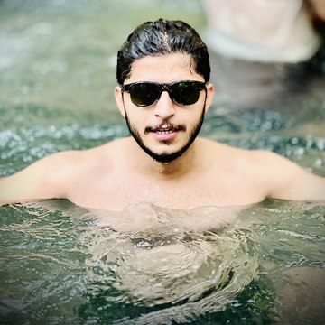 Dr Yasir Abbas