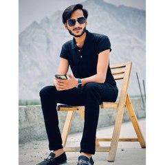 U M A I R umair