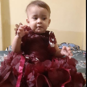 Aks Khan