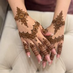 Mehndi Artists09