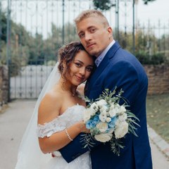 Antonin & Naomi
