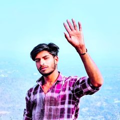 Y Ritics • Shivam Pandey