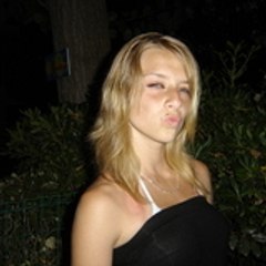 lablonde27220