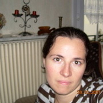 Amélie CARIS