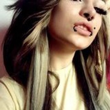 Alexia Anju-Porcelain