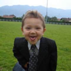 Tommy Bayar(Bonheur en mongol)