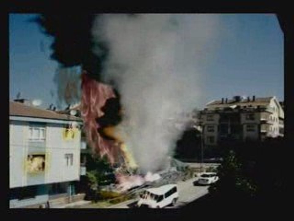 Ankarada Uçak Kazası