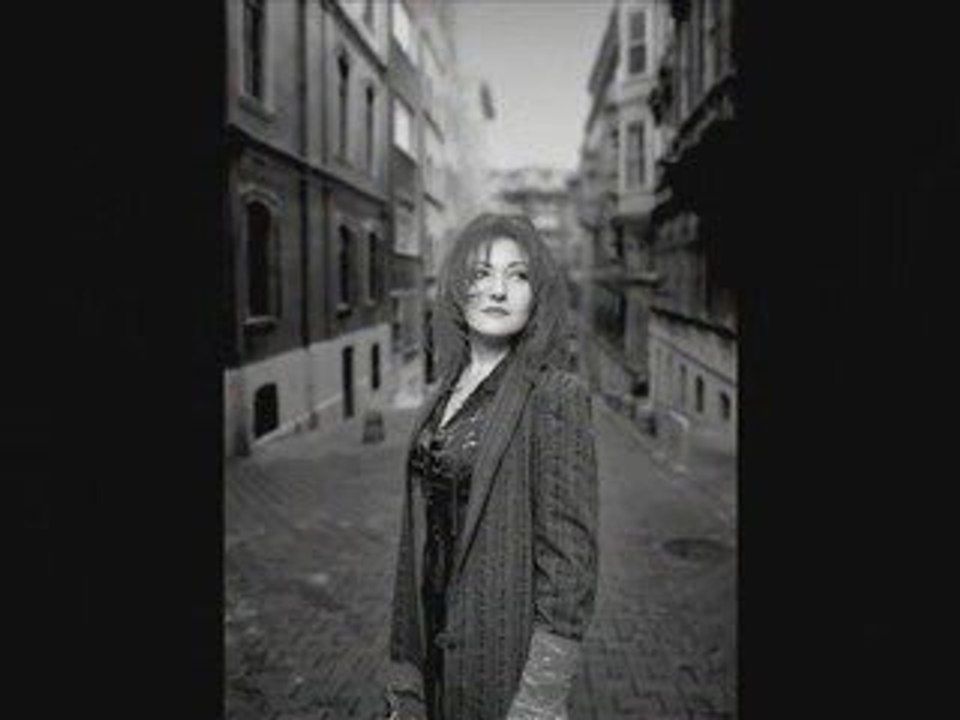 Sensizlik-Candan Erçetin