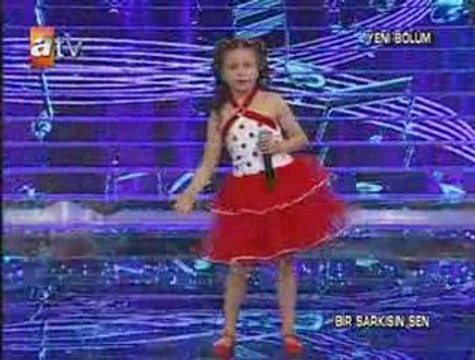 Berna Karagozoglu-ElleriniCekip Benden( Bir Sarkisin Sen )