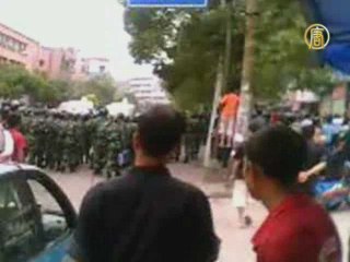 70 тысяч протестуют против гибели работника отеля в Китая