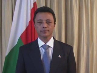 Prezida Ravalomanana 26 jiona 2009 part 1