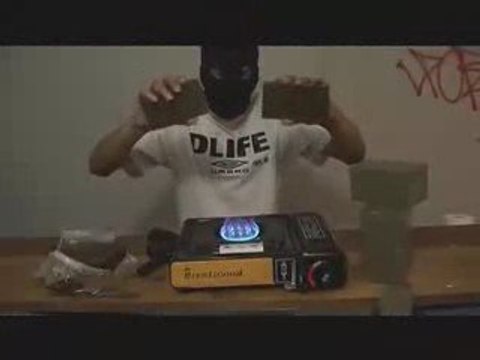 CLIP LARSEN FT TEUCHILAND teuchiland rapghetto lourds!!!!