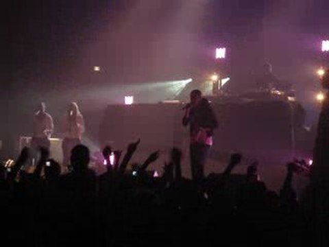 Celle qui te faut - Kenza Farah ( Elispace 19.06.09 )