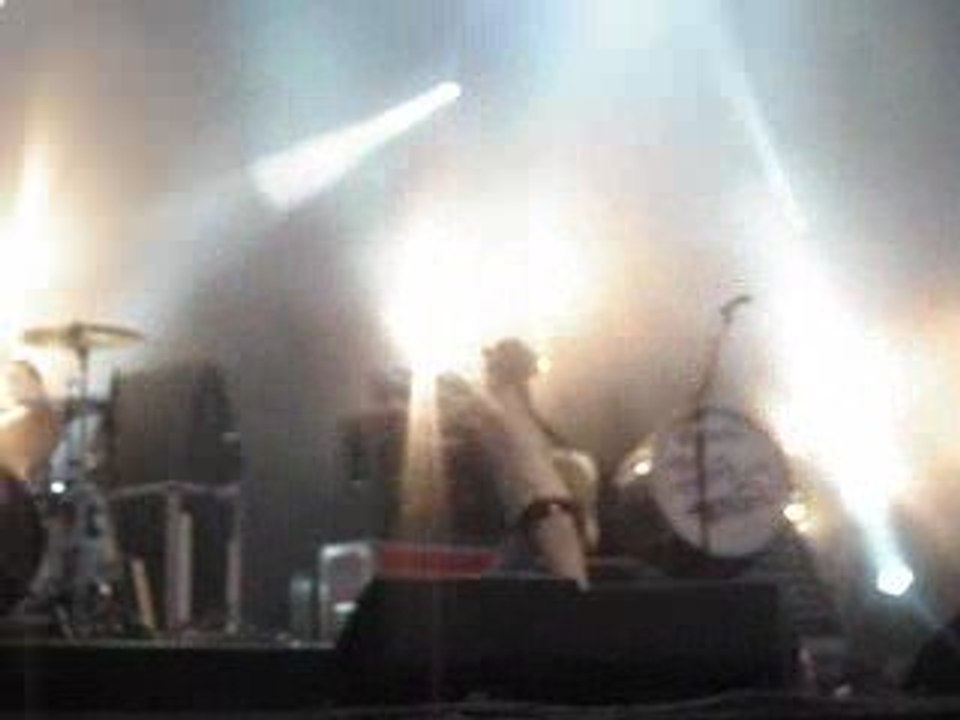 The Tings Tings Terrasses du jeudi Shut up and let me go