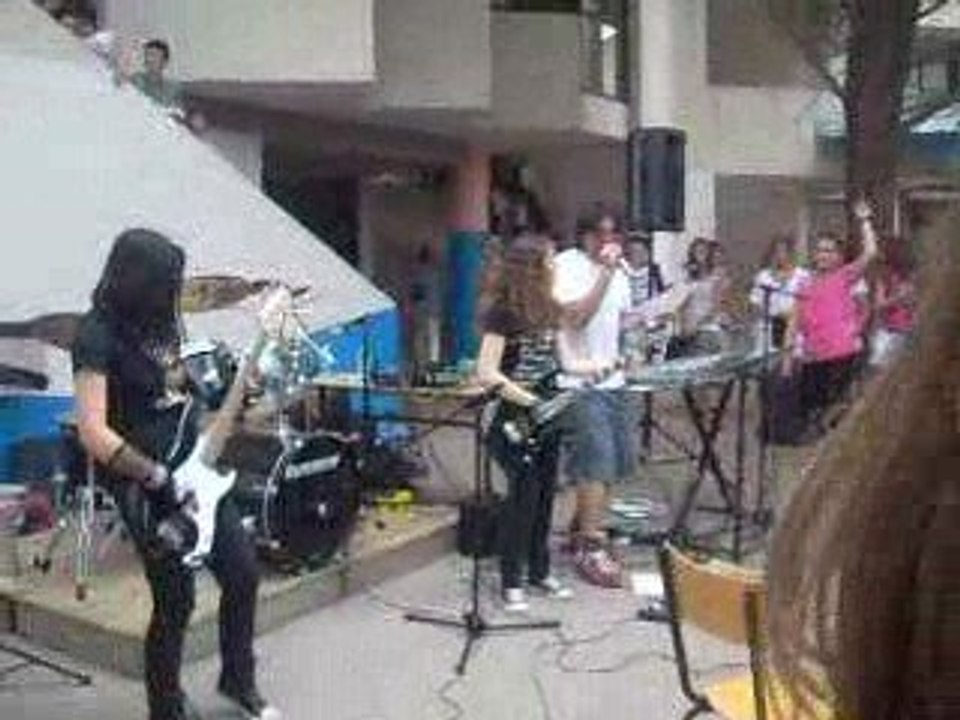 Time Is Running Out (Muse) Concert 25 juin