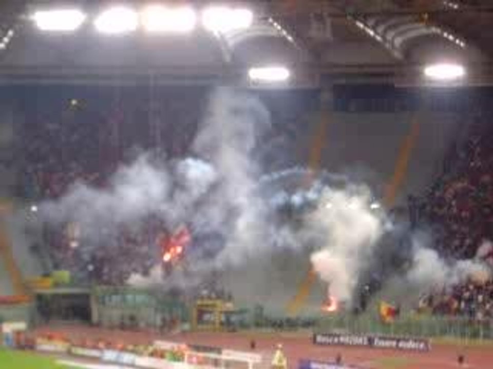 [CALCIO - ULTRAS] Roma - Inter 2004-05