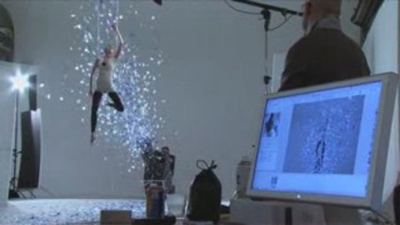 Curious Story (Bonus Making-of The Water)