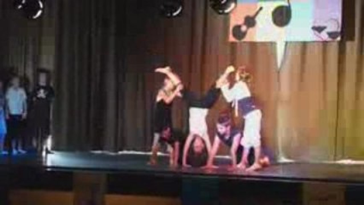 spectacle fin d'année école primaire la motte