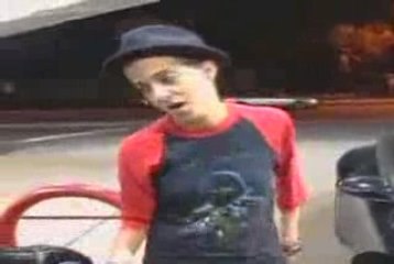 Lindsay and Sam react to Michael Jackson's death.