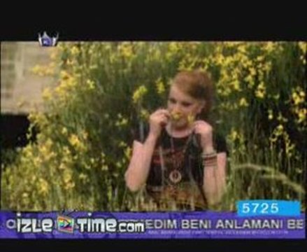 Zeynep Başkan & Volkan Konak Ömer Maçkaya 2009 Video Klip