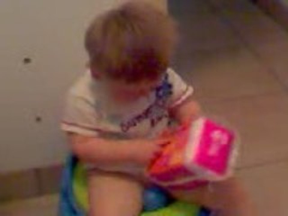Thomas qui dit bébé