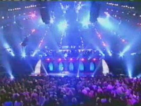 Michael Jackson - Billie Jean Live New York 2001