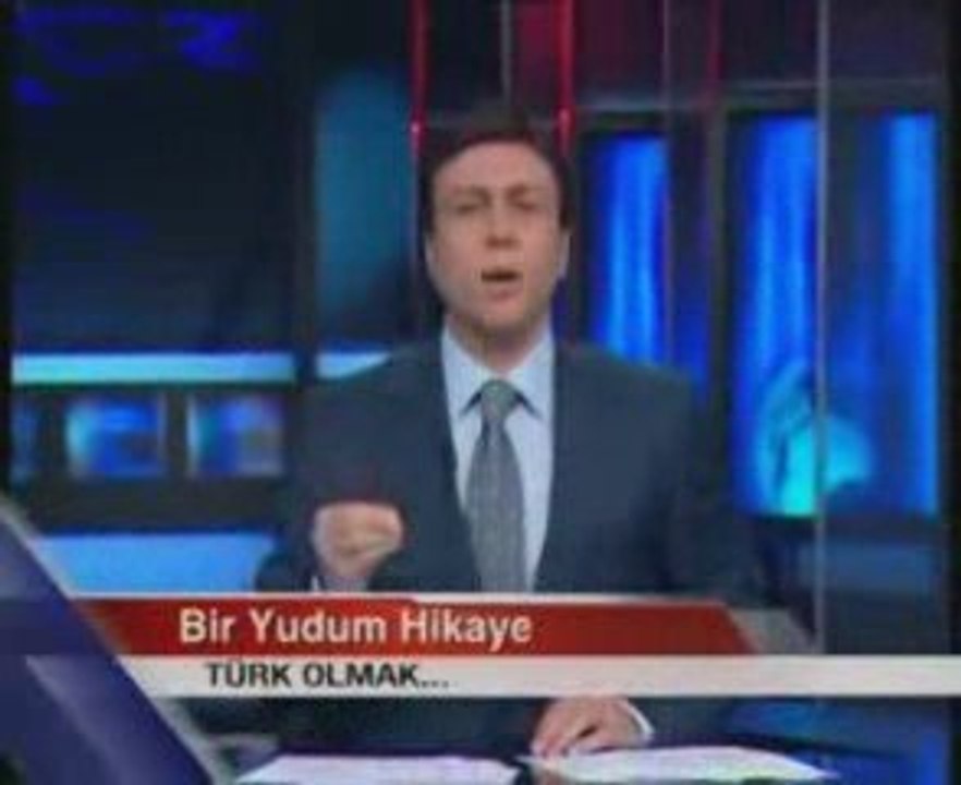 Aslında çok şeydir, Türk olmak. Türk olmak zordur, çetindir.