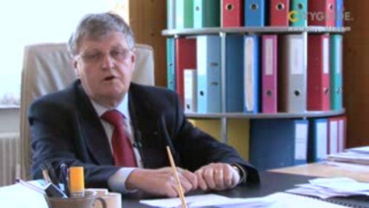 Ecole prévôtoise, moutier; ecole de commerce, ...