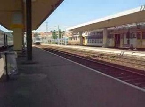 manoeuvre de l'um de bb 67586 fret et bb 67608