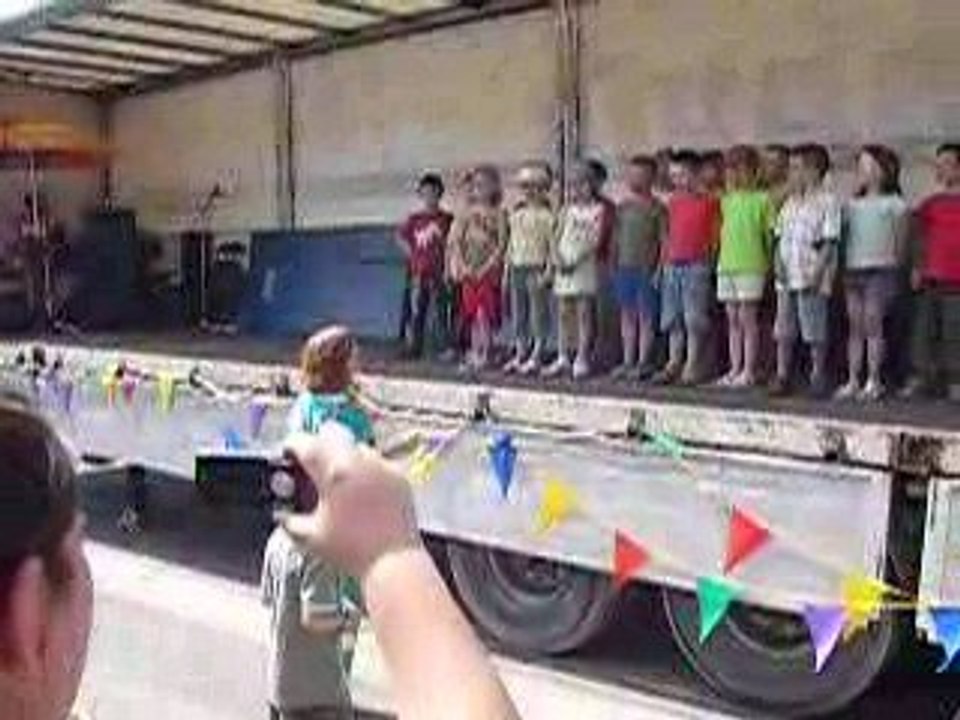 JE CHANTE